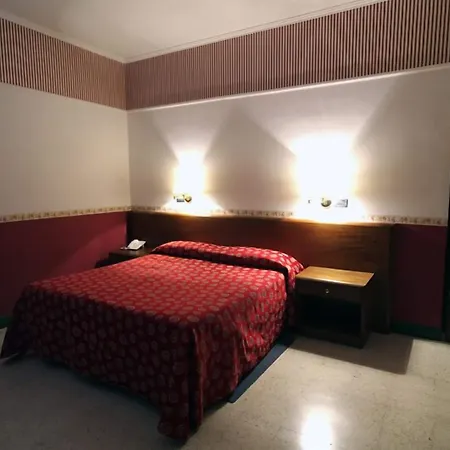 Iris Crillon Hotell Fiuggi