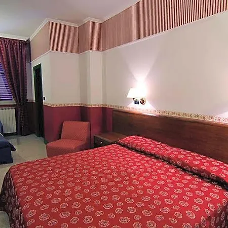 Hotel Iris Crillon 3*