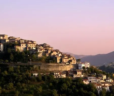 Hotell Iris Crillon 3*