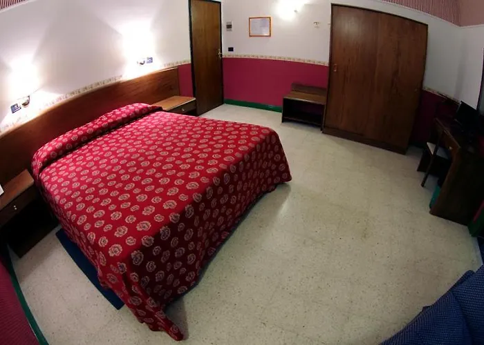 Отель Iris Crillon Фиджи