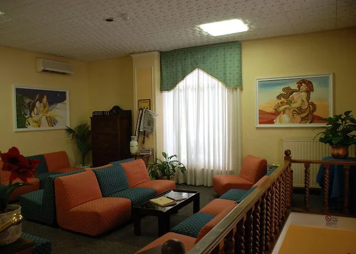 Отель Iris Crillon Фиджи